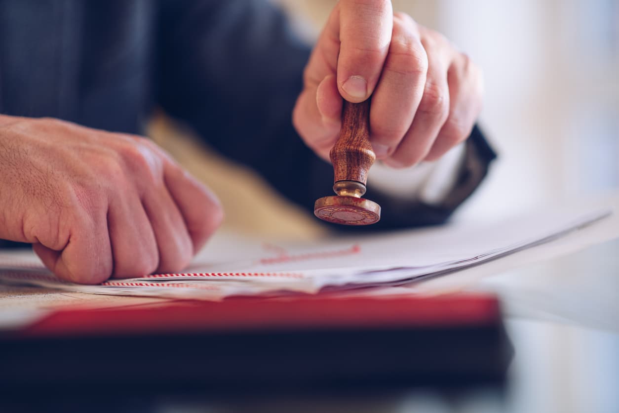 Behöver du en Apostille på ditt personbevis? Här är svaret. På Apostille24.se förklarar vi hur du snabbt och enkelt får ditt personbevis legaliserat för internationellt bruk. Läs mer och få hjälp idag!
